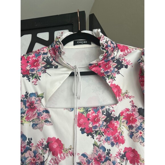 Beautiful flattering long demure floral dress. Perfect for wedding guests - Picture 2 of 8